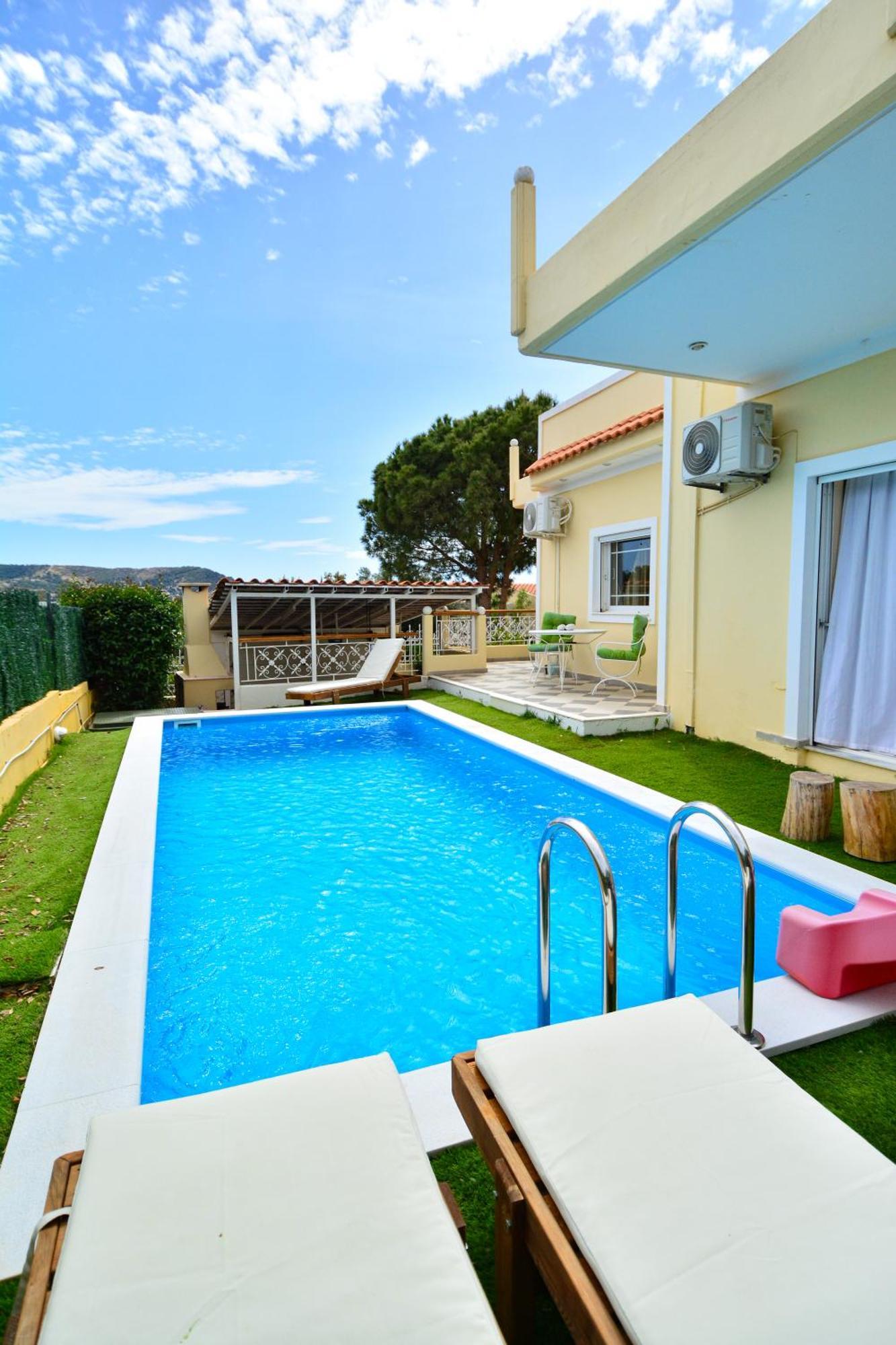 Villa Filoxenia All Seasons, Near Airport, Sea, Athens Agia Marina  외부 사진