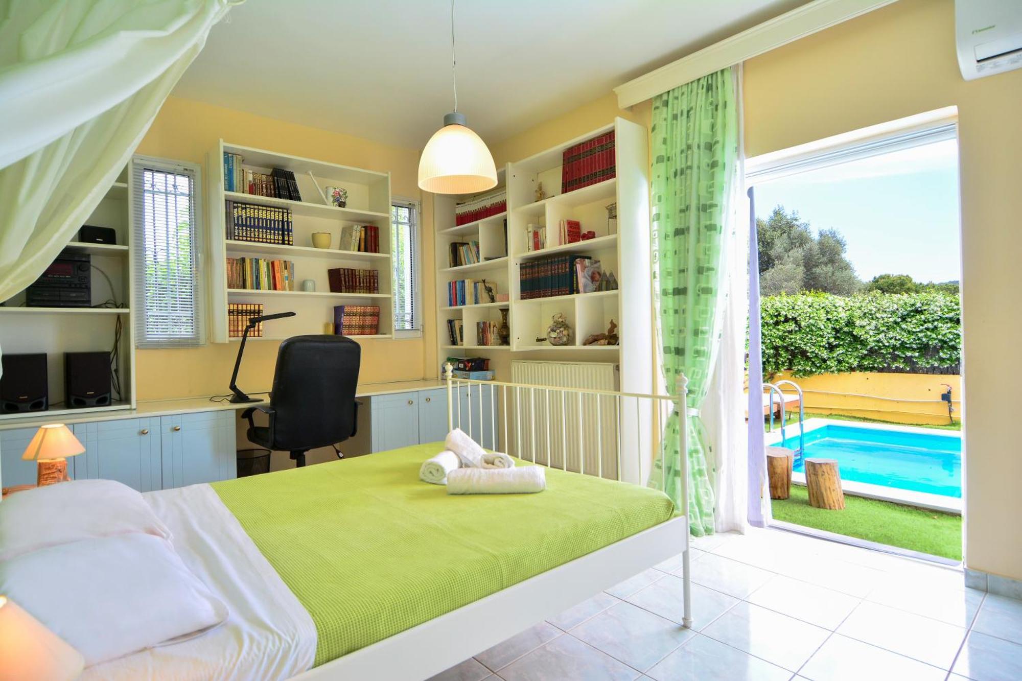 Villa Filoxenia All Seasons, Near Airport, Sea, Athens Agia Marina  외부 사진